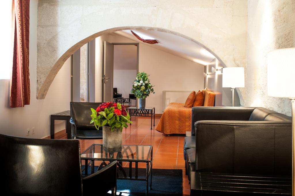 Cloitre Saint Louis Hotel