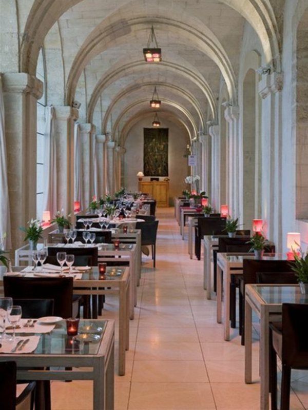 Cloitre Saint Louis Hotel